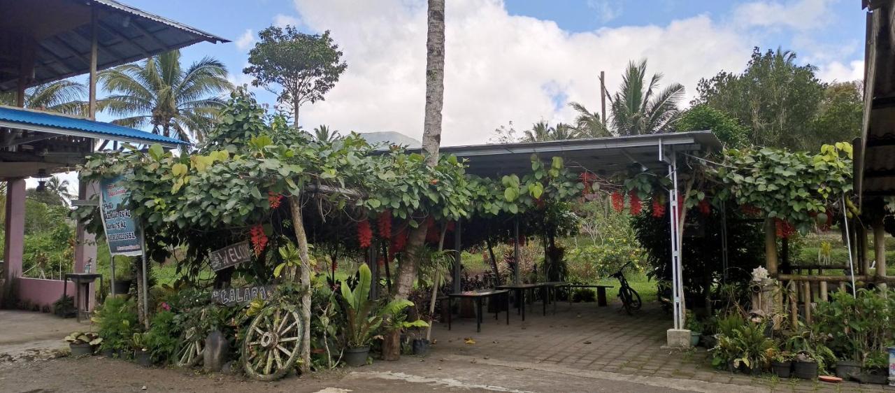 Talaga Tomohon Home Stay And Fishing Pond Exterior photo