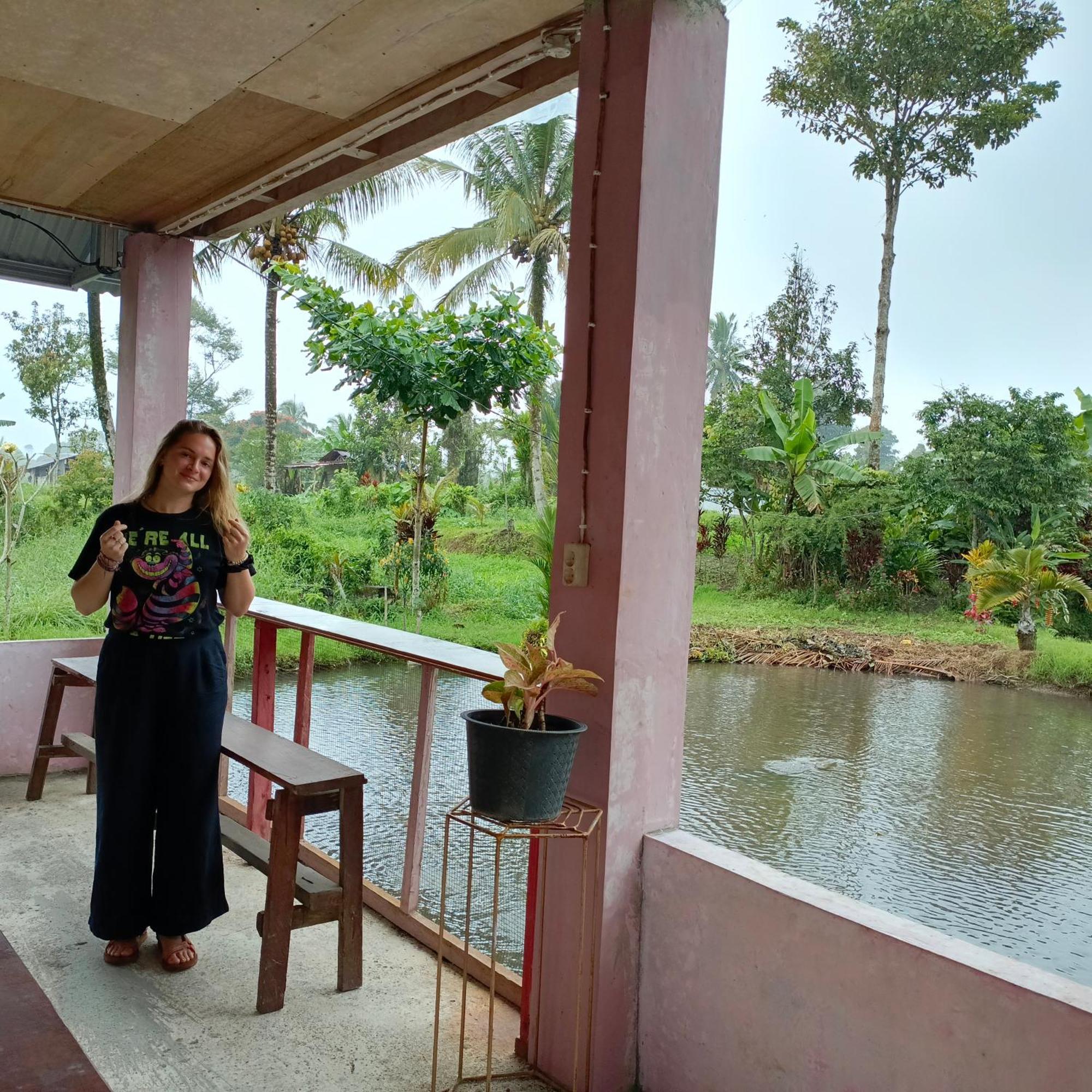 Talaga Tomohon Home Stay And Fishing Pond Exterior photo